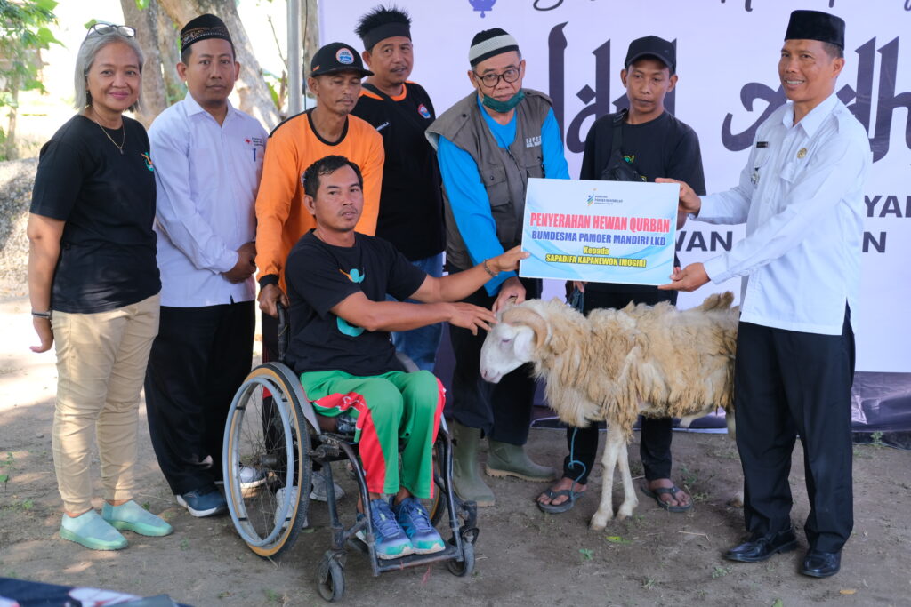 Yayasan Sapadifa, Pemerhati Difabel dan ODGJ yang Bersemangat dalam Membantu Sesama dengan Berqurban bersama BMM dan Yayasan Rumpun Nurani